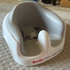 Bumbo Floor Seat Light lite  Gray White
